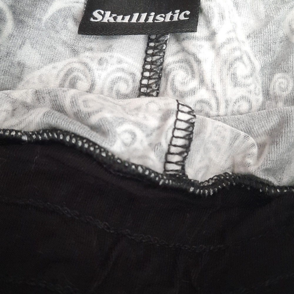 Skullistic Pajama Pants - Picture 4 of 5